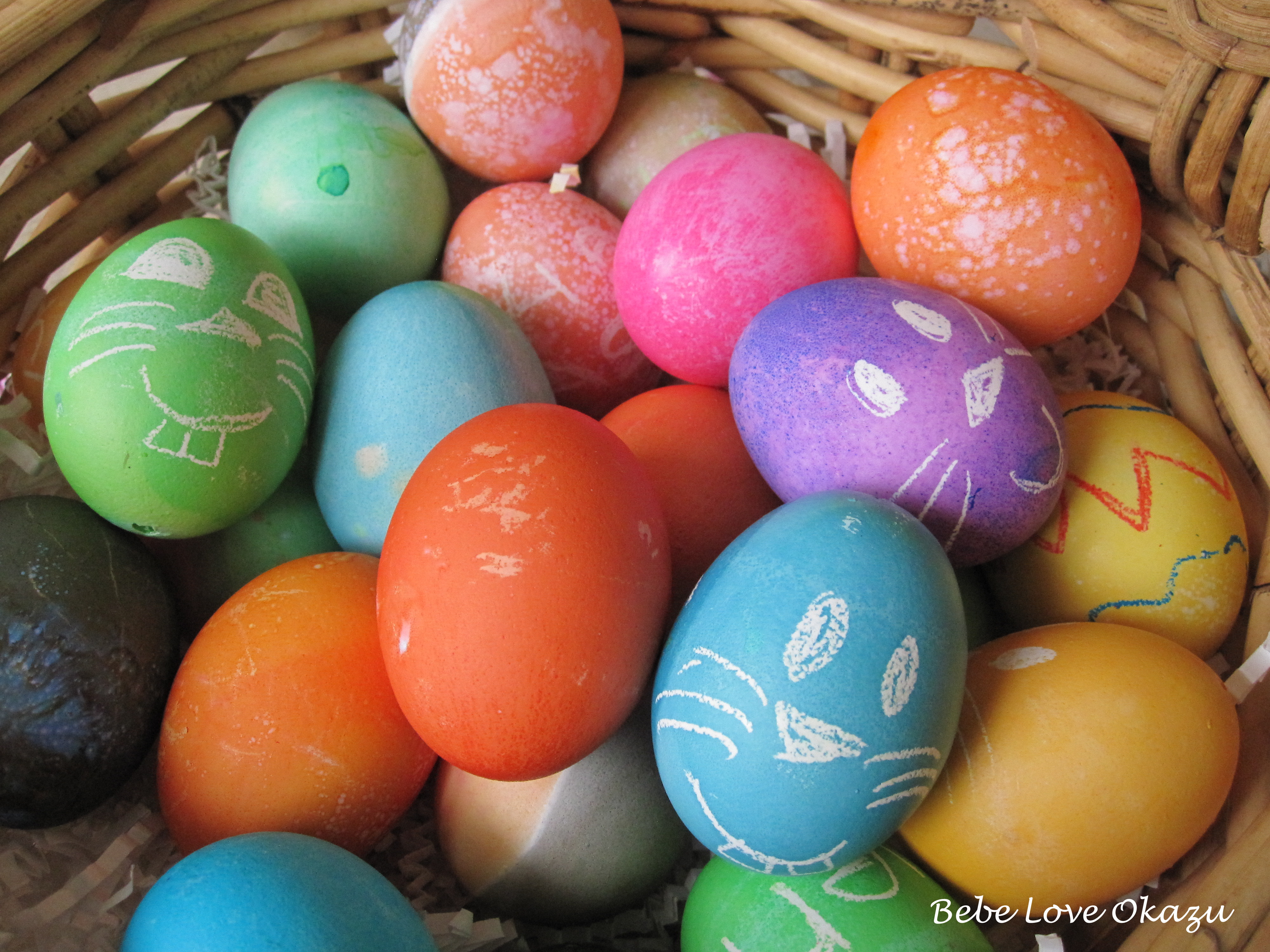Perfect Hard Boiled Eggs | Decorating Eggs | An Easter Egg Hunt ...